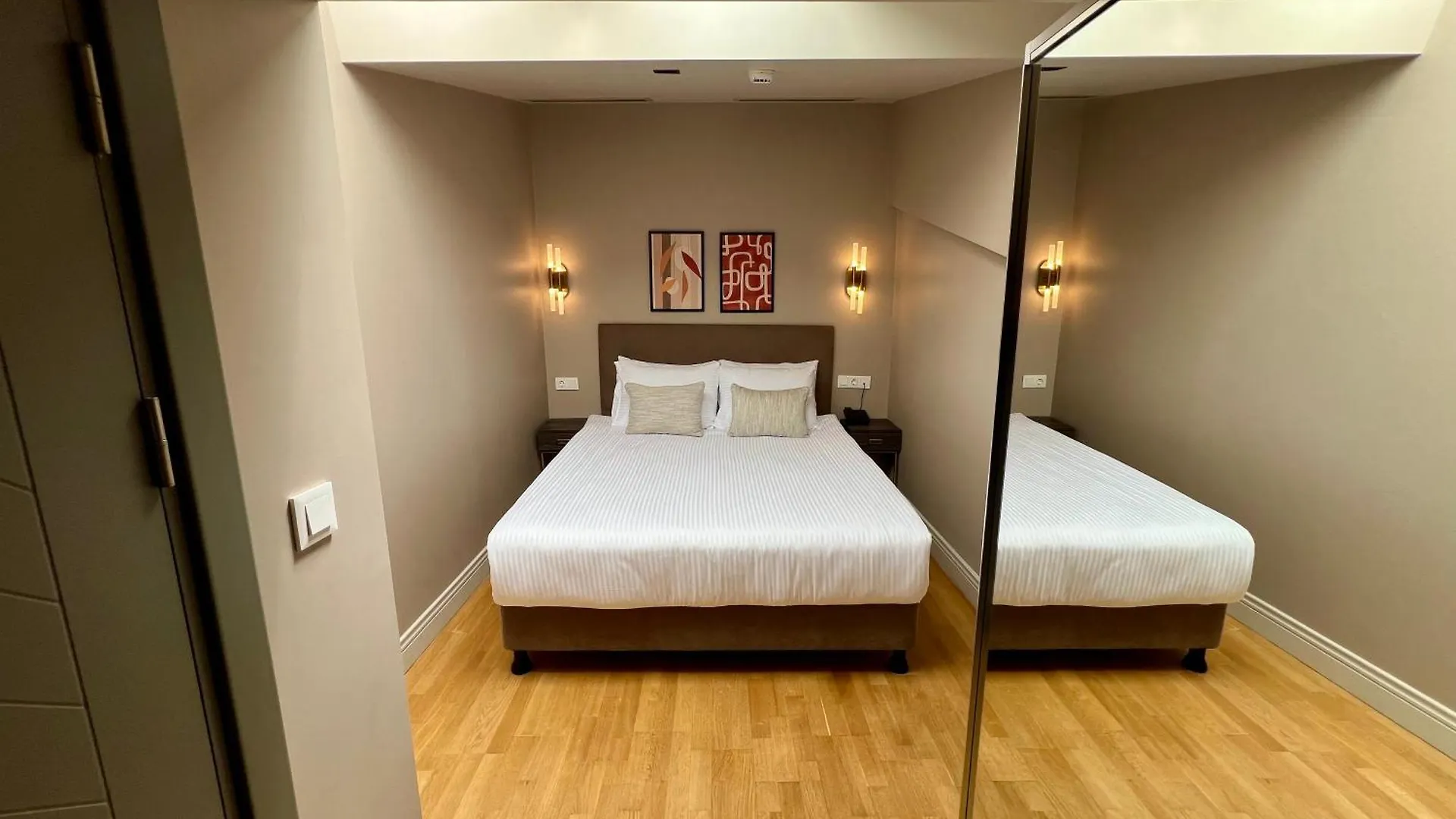 Weingart Suites Hotel Стамбул 4*,