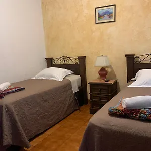 Hotel T Kon T Antigua